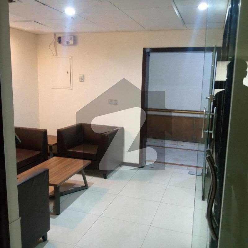 Gulberg 1200 Sq Ft  Office For Sale