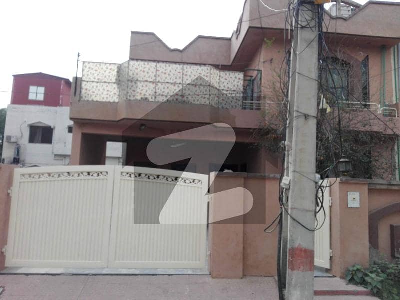 9.5 Marla House Available For Sale In Al Amin Houseing Society