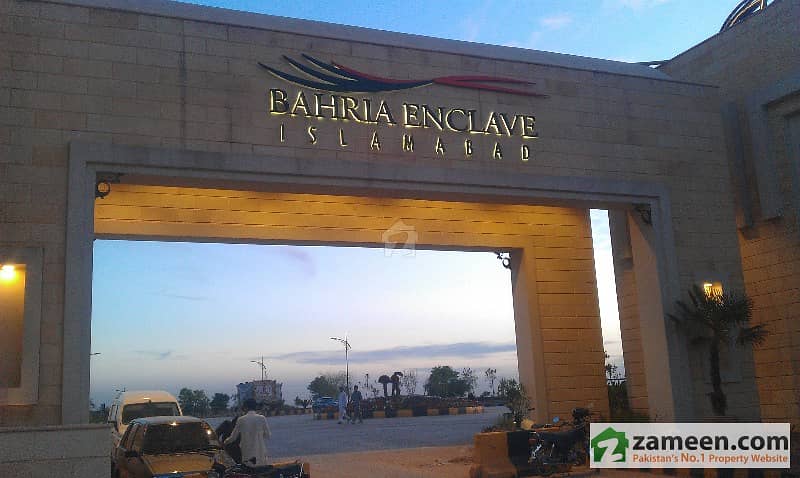 Plot For Sale In Bahria Enclave