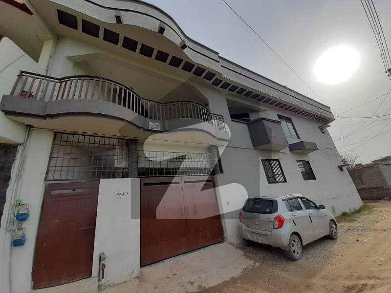 علی پُر اسلام آباد میں 6 کمروں کا 6 مرلہ مکان 1.35 کروڑ میں برائے فروخت۔