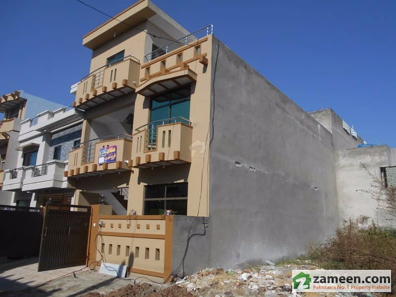 2. 5 Storey House Is Available For Sale