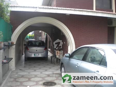 3 Kanal Old House For Sale In Modal Town Block A