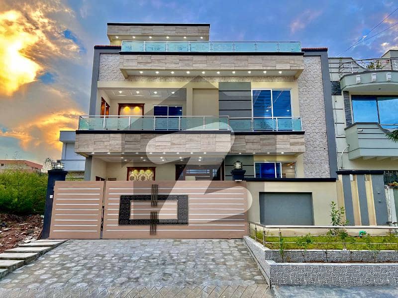 10 Marla (35 70) Brand New Beautiful House For Sale In G-13 Islamabad