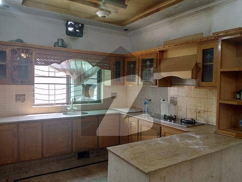 6 Marla Triple Storey House For Sale In Ali Town Raiwind Road Lahore