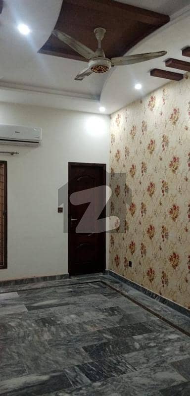 فیروزپور روڈ لاہور میں 2 کمروں کا 5 مرلہ زیریں پورشن 28 ہزار میں کرایہ پر دستیاب ہے۔