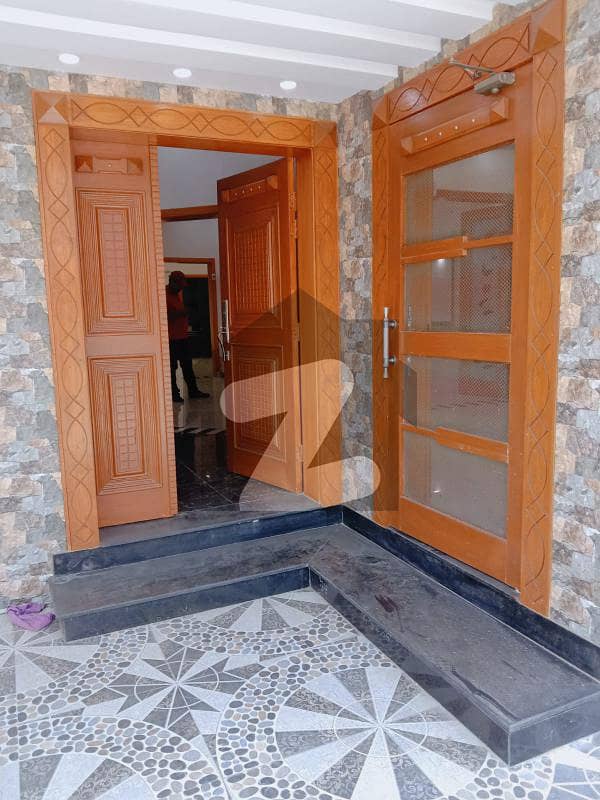 10 Marla House For Rent In Bahria Town Lahore