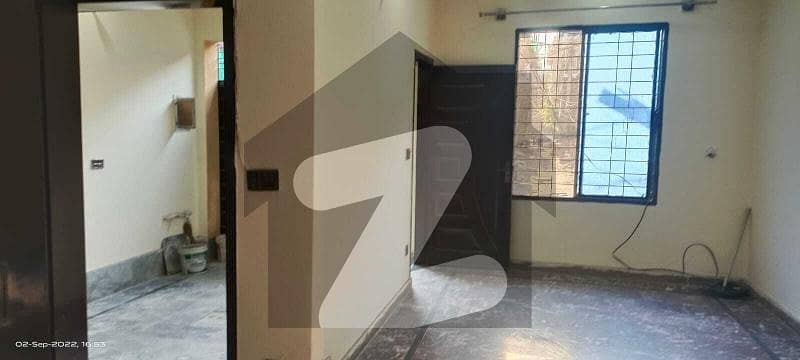 3.5 Marla House Available For Sale In Gosha-e-ahbab