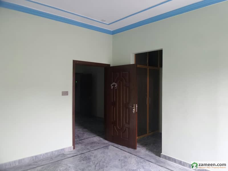 3. 5 Marla Flat For Rent