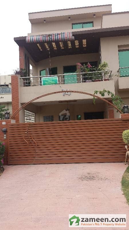 G13 35x70 House Near To Markaz