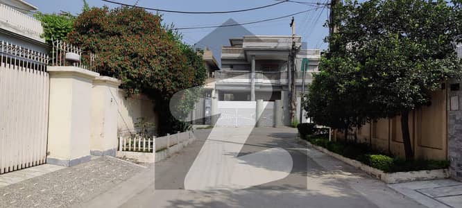 1 Kanal House For Sale In Hayatabad Phase 2 Sector J3