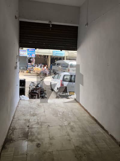 Main Road Facing Shop For Rent In Mehmoodabad No. 6 Near Sitara Bakery
