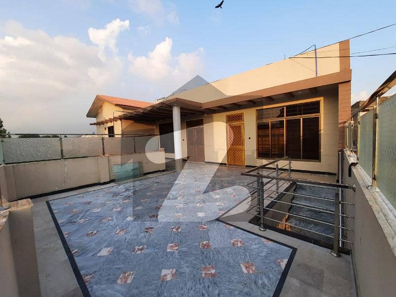 Upper Portion Of 2700 Square Feet Is Available For Rent In Murree Road