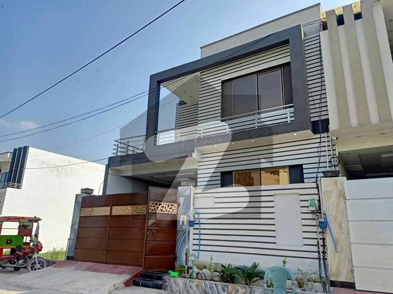 This Is Your Chance To Buy House In Shadman Colony