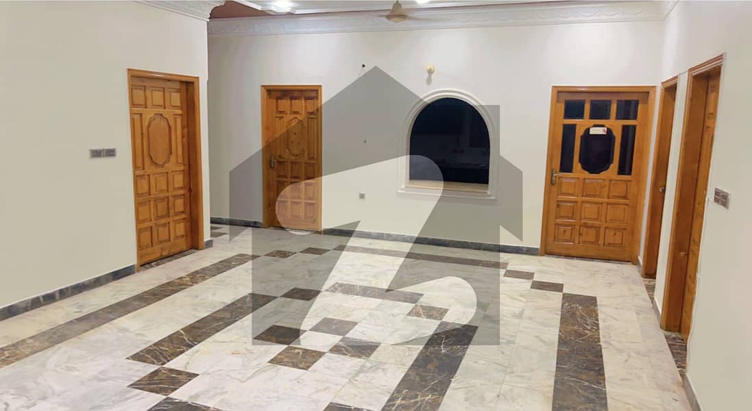 6 Bedrooms Drawing Dining & Tv Lounge Upper Floor Corner House For Rent In North Nazimabad Block J