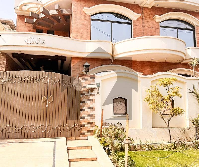 05 Bedroom's, Double Storey House Available For Sale In Paf Officer's Colony Opposite Askari-09 Lahore.
