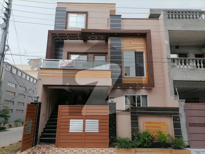 Prime Location In Al Rehman Phase 2 - Block G House For sale Sized 5 Marla