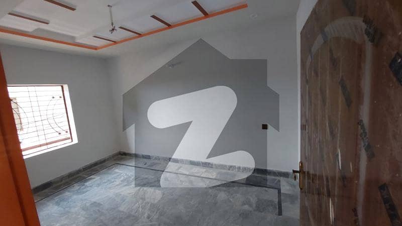 کشمیر روڈ فیصل آباد میں 2 کمروں کا 3 مرلہ مکان 70 لاکھ میں برائے فروخت۔