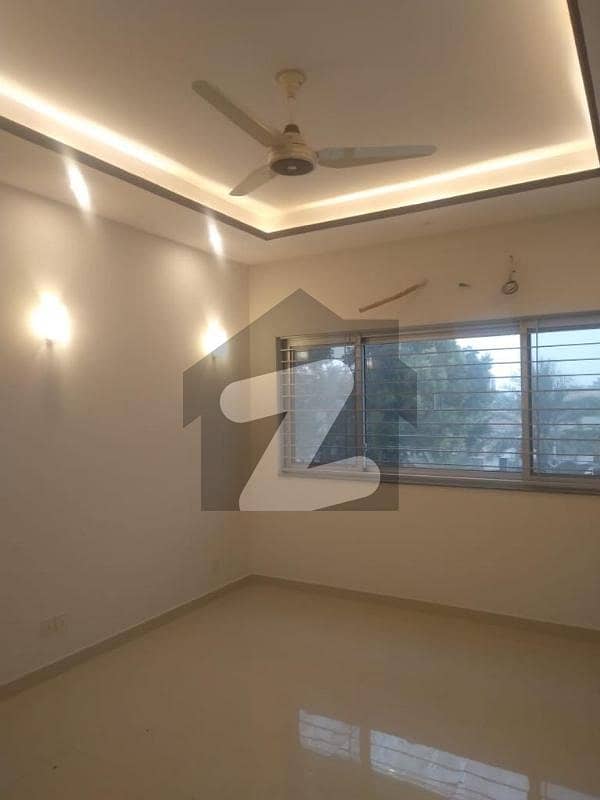 10 Marla Upper Portion For Rent In Sector D Bahria Town Lahore