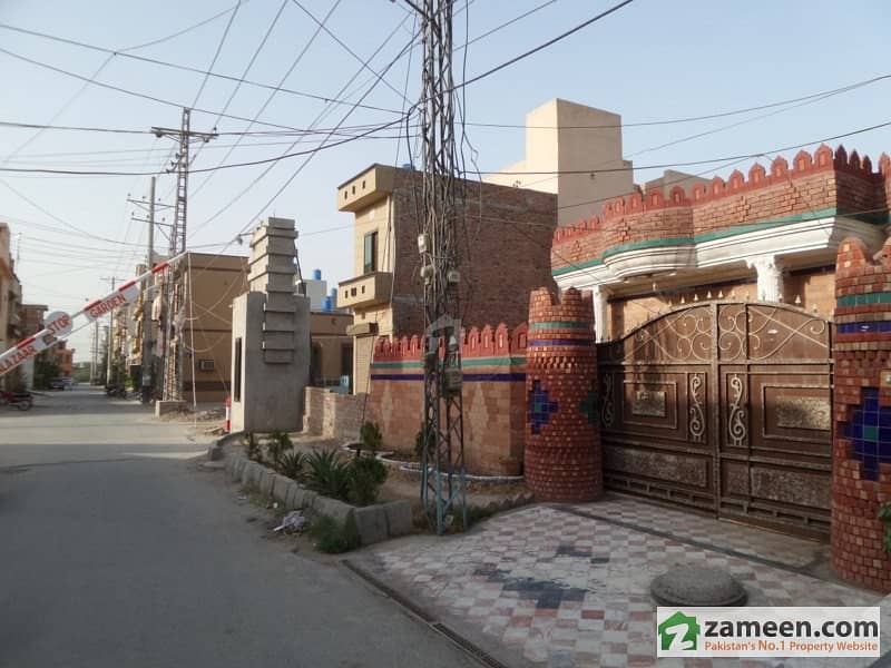 House Is Available For Sale Marghzar Officers Colony Block B