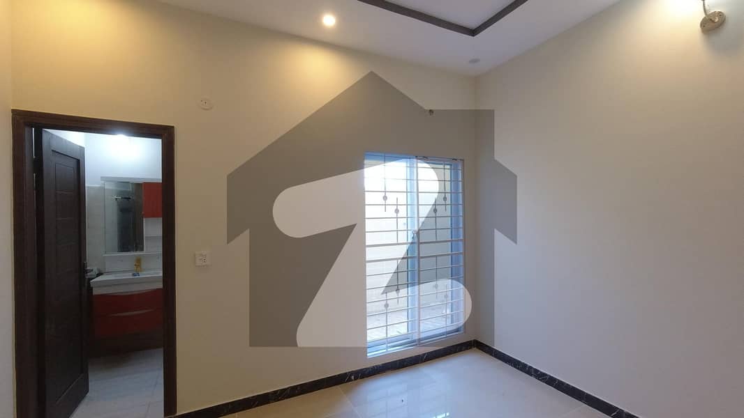 House Of 8 Marla In Bahria Nasheman For sale