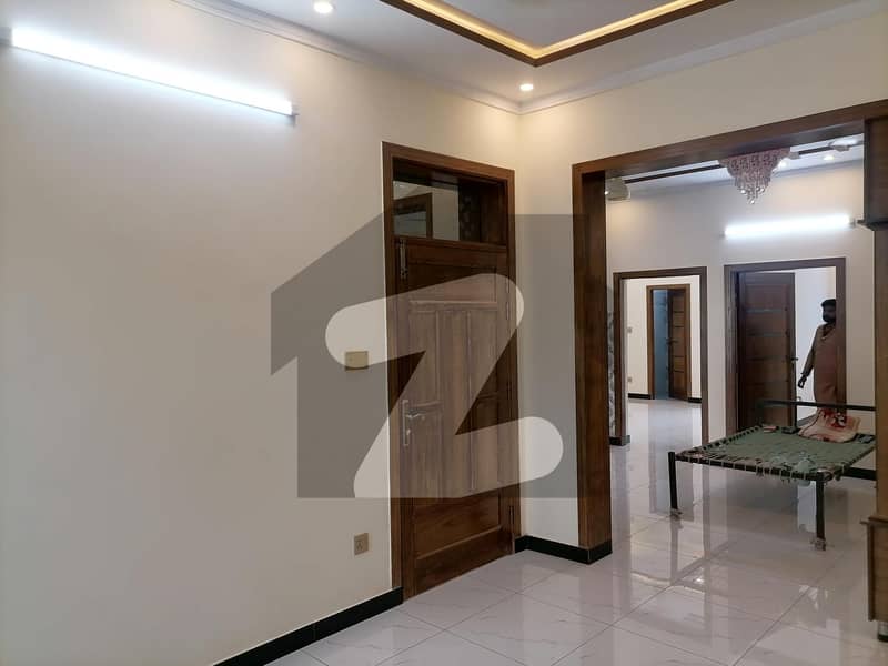 ممتاز کالونی راولپنڈی میں 4 کمروں کا 5 مرلہ مکان 2.2 کروڑ میں برائے فروخت۔