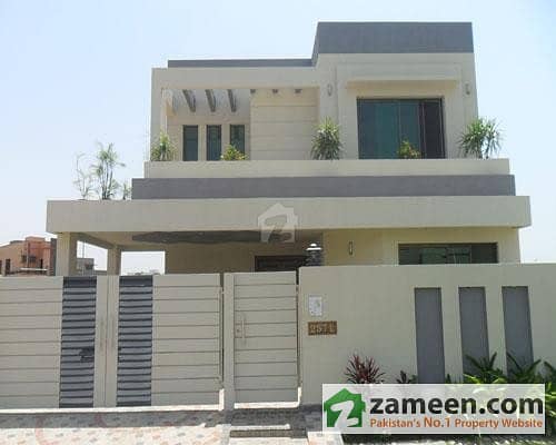 Bahria Town - 10 Marla House Available For Rent