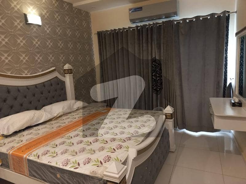 سادات ٹاؤن لاہور میں 3 کمروں کا 4 مرلہ مکان 1.5 کروڑ میں برائے فروخت۔