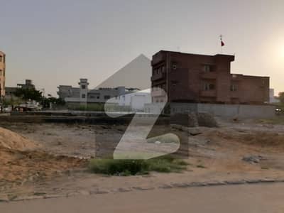 ساداتِ امروہا کوآپریٹو ہاؤسنگ سوسائٹی سکیم 33 کراچی میں 10 مرلہ رہائشی پلاٹ 1.85 کروڑ میں برائے فروخت۔