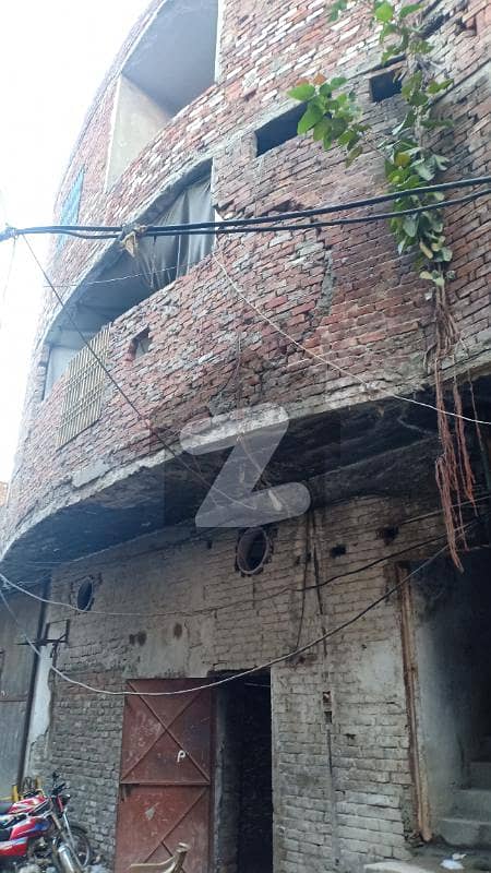 کوٹ لکھپت لاہور میں 3 کمروں کا 4 مرلہ مکان 1.2 کروڑ میں برائے فروخت۔
