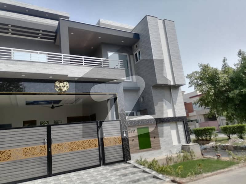 Ideally Located House For sale In Sitara Gold City Available Sitara