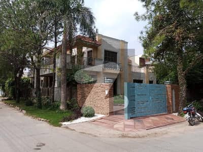 Brand New House For Rent In CMA Colony Lhr Cantt Main Shami Road Corner