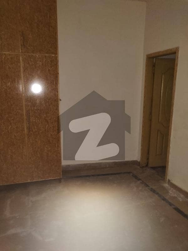3 Marla Ground Floor Portion For Rent In Ideal Garden 2 Minutes Distance For Main Fer-oz Pur Road