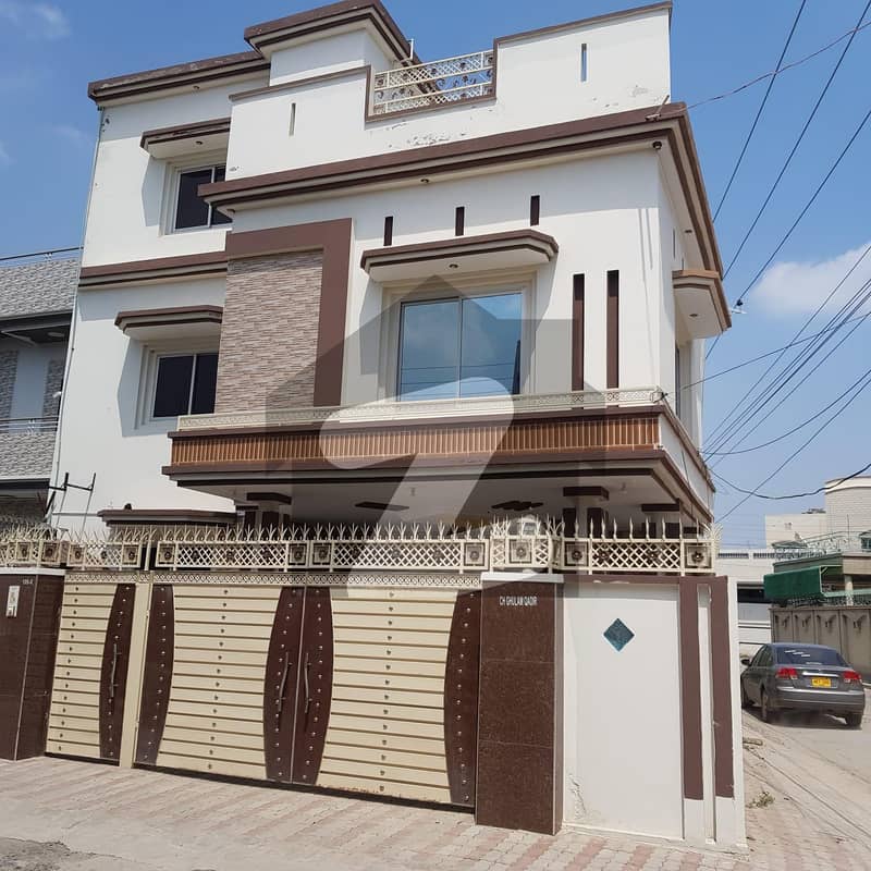 7 Marla House For sale In Farid Town