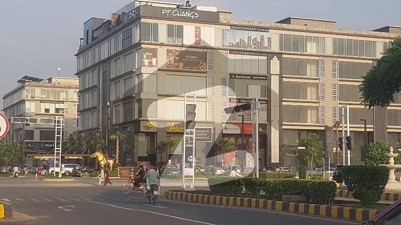 ڈی ایچ اے فیز 6 ڈیفنس (ڈی ایچ اے) لاہور میں 8 مرلہ عمارت 16 لاکھ میں کرایہ پر دستیاب ہے۔