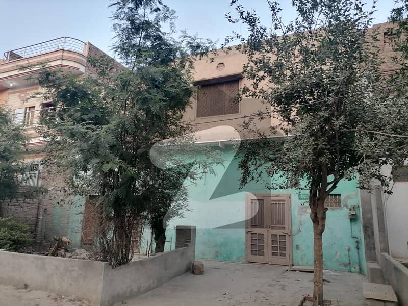 5.1 Marla House In Central Fateh Sher Colony For sale