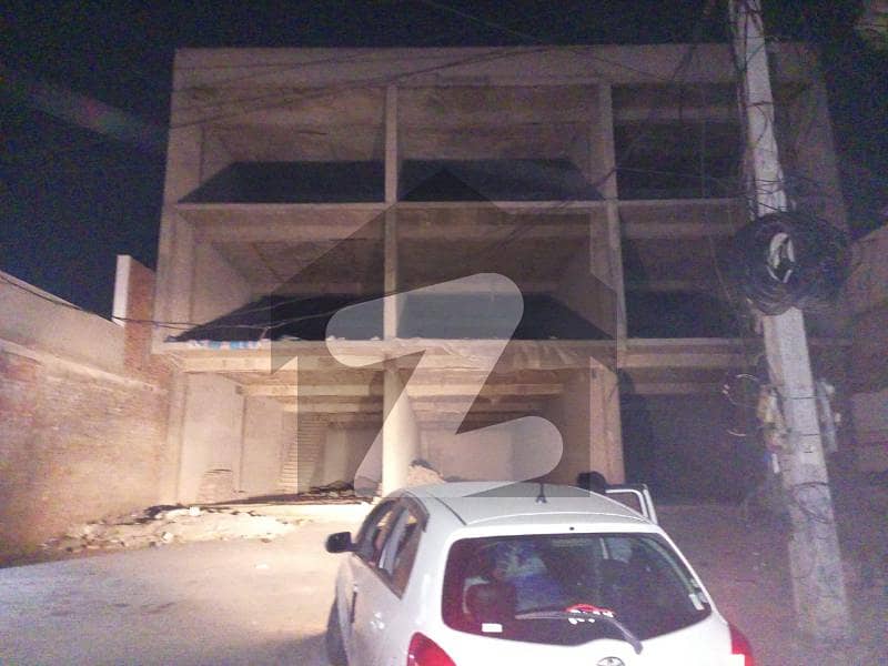 3 Floors Building Available For Rent On An Ideal Location Near Gloria Jeans In Gulgasht Colony