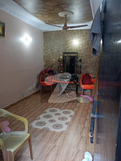 میٹروول کالونی - بلاک 2/3 میٹروول کالونی کراچی میں 3 کمروں کا 2 مرلہ مکان 82 لاکھ میں برائے فروخت۔