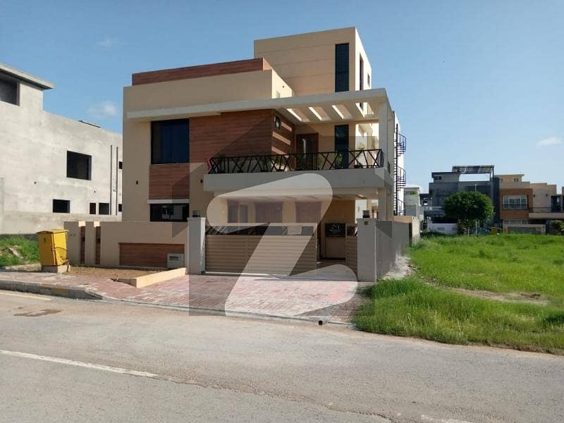 Bahria town, phase 8, 10 Marla ground floor portion available for rent, 2 bedrooms with attached bath one drawing room with powder one lounge and one kitchen, demand 55 thousands