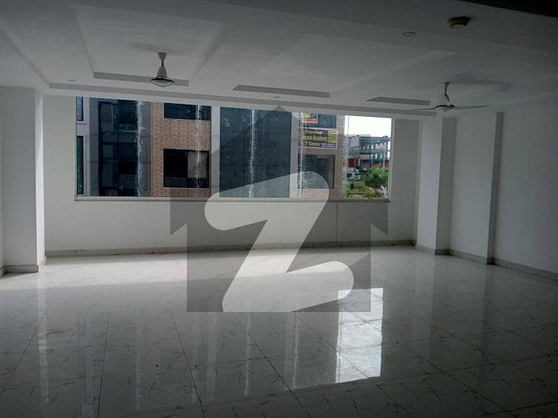 1100 Square Feet Commercial Hall Third Floor For Rent DHA Phase 2