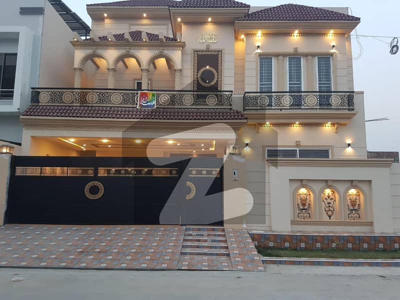 Stunning 10 Marla House In Royal Palm City Sahiwal Available