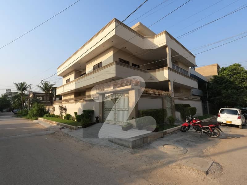 Ideally Located House For sale In GulistaneJauhar Block 2 Available