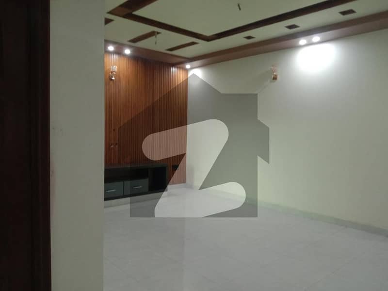 کشمیر روڈ فیصل آباد میں 3 کمروں کا 4 مرلہ مکان 40 ہزار میں کرایہ پر دستیاب ہے۔