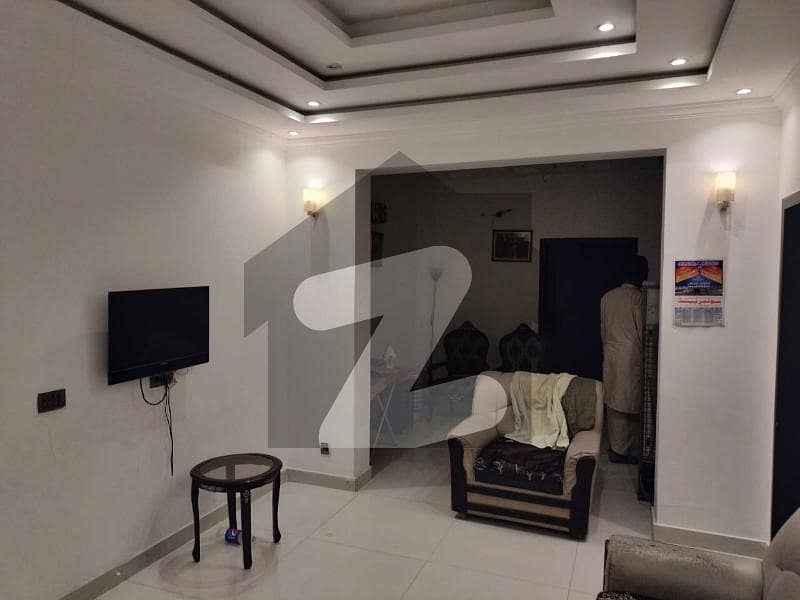 Ideal Location Apartment For Rent In Lahore