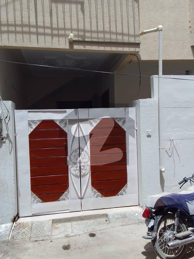 گلستانِِ جوہر ۔ بلاک 12 گلستانِ جوہر کراچی میں 2 کمروں کا 5 مرلہ زیریں پورشن 35 ہزار میں کرایہ پر دستیاب ہے۔