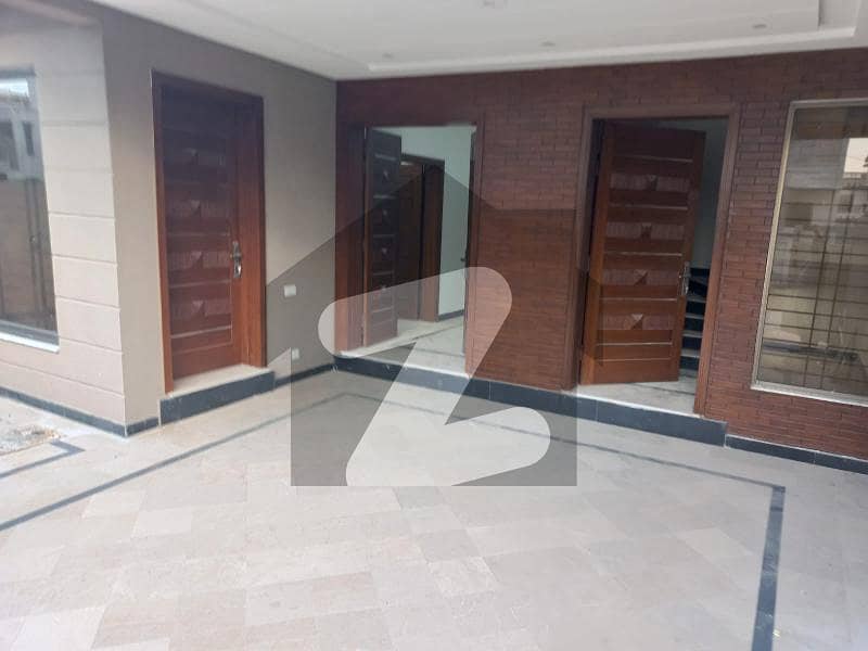 2100 Sq Ft House Available For Sale In G-15 Islamabad.