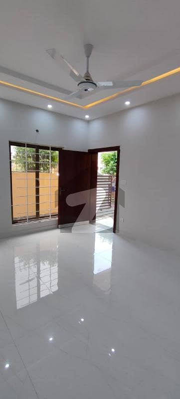 1125 Square Feet House In The Royal Mall And Residency For Rent