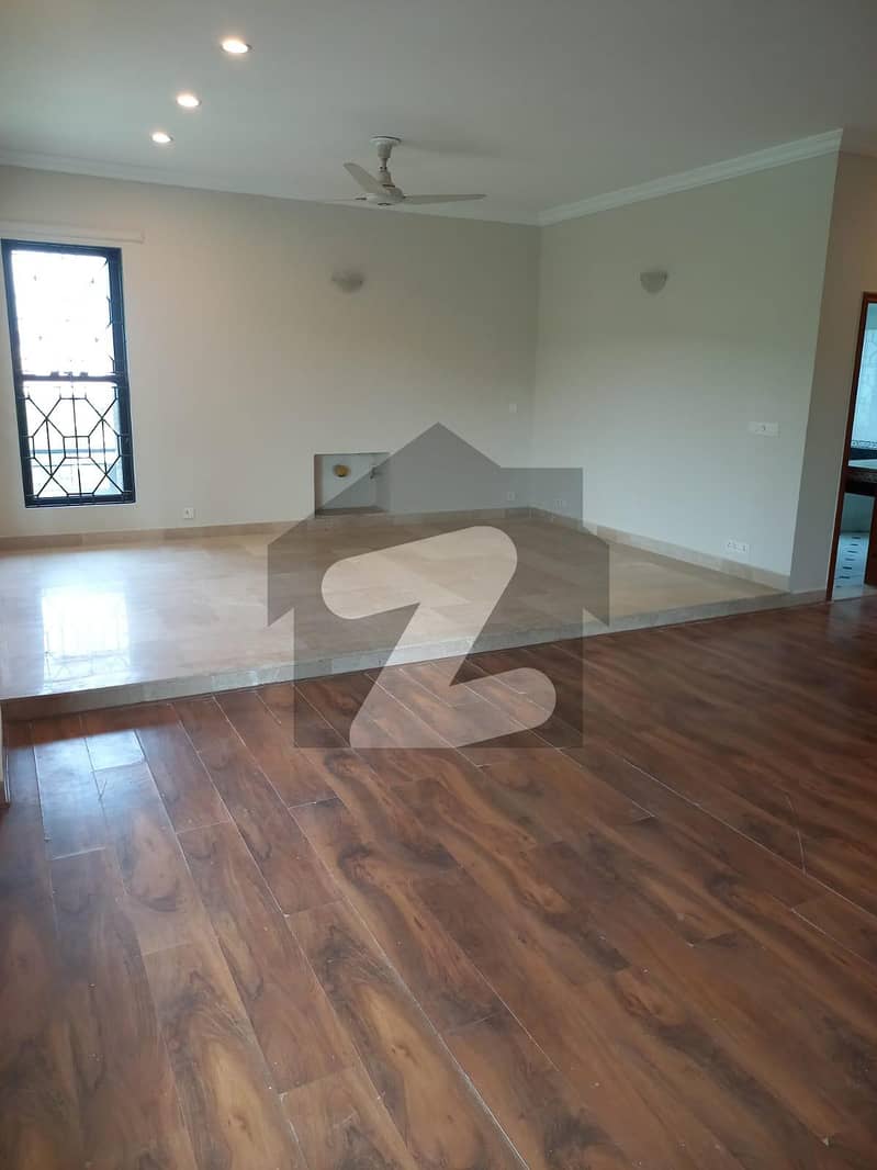 2450 Square Feet House In Stunning G-10/4 Is Available For sale