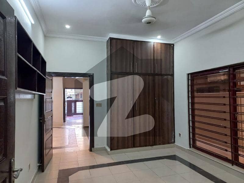 12 Marla Beautiful Villa Is Available For Rent In Safari Vilas 3 Bahria Town Rawalpindi