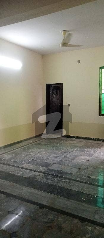 عبداللہ گارڈن اسلام آباد میں 1 کمرے کا 1 مرلہ کمرہ 10 ہزار میں کرایہ پر دستیاب ہے۔