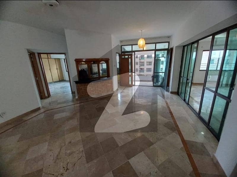 Al Mustafa Tower Flat Available For Sale